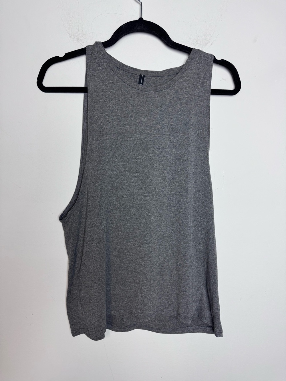Carbon38 Atom Slit Back Muscle Tank Gray XS